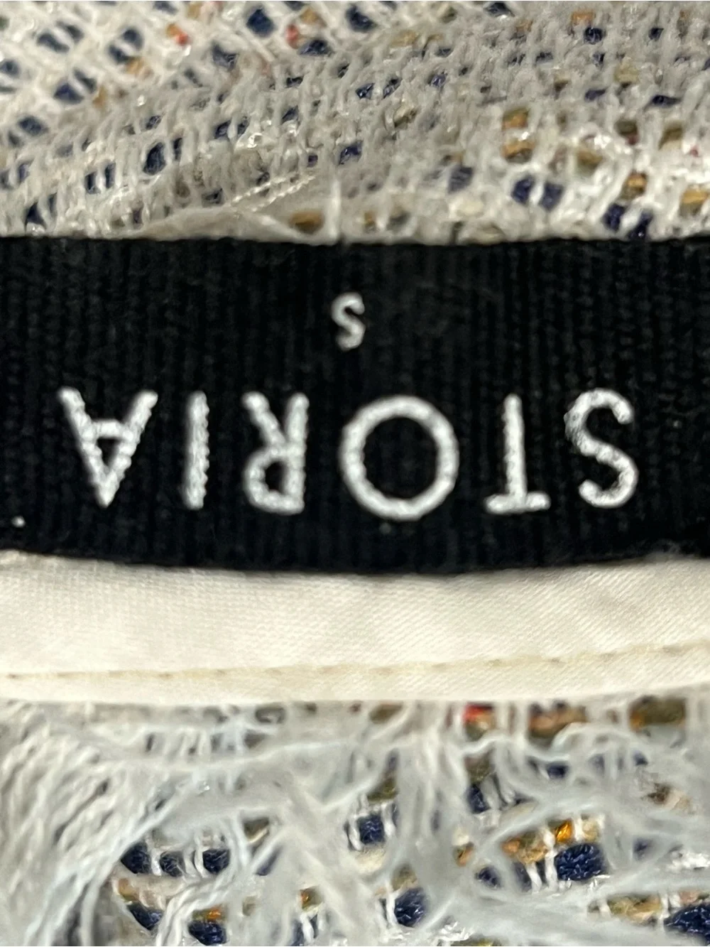 Storia lightweight knit